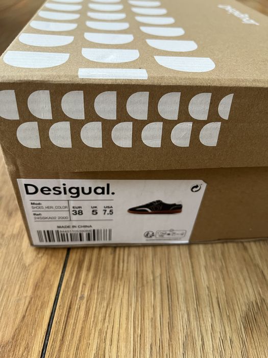 pantofi desigual marimea 38