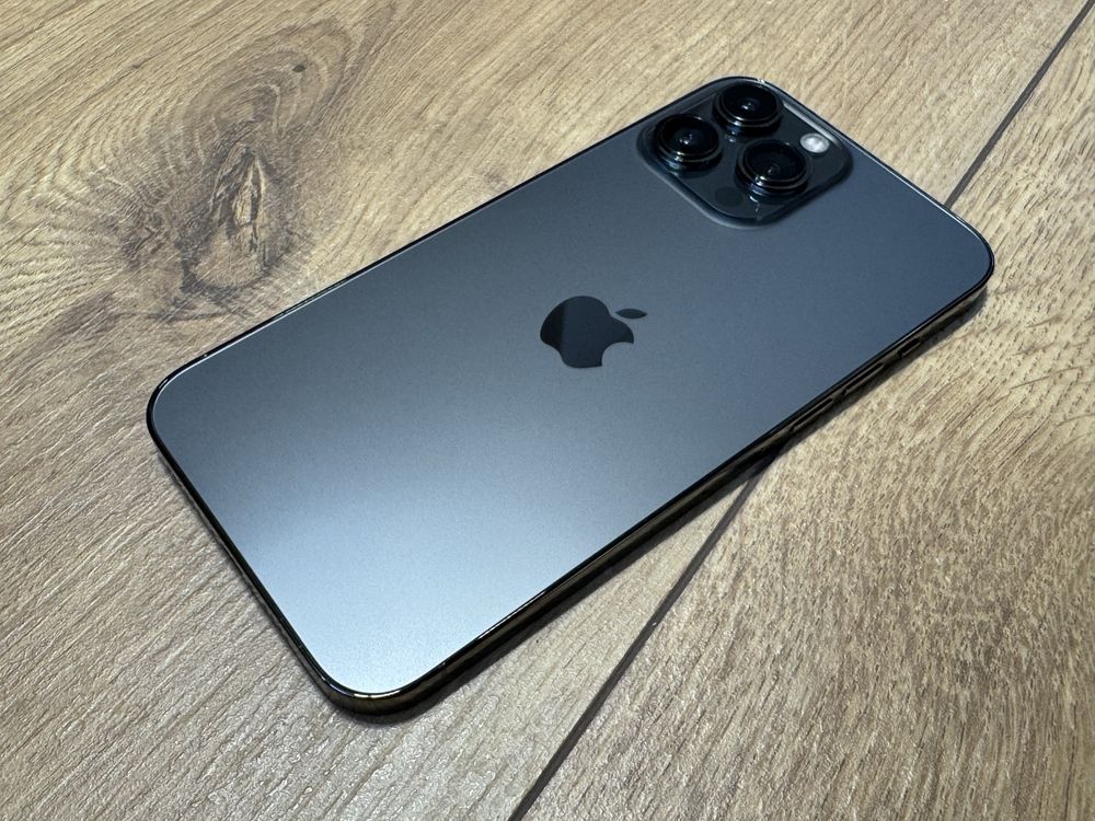 Apple iPhone 13 pro 28Gb black 92% battery