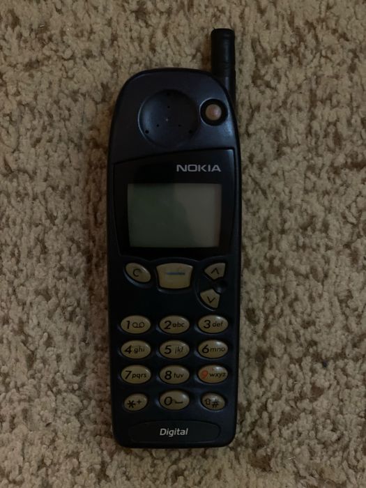 Продаётся телефон Нокиа 5110