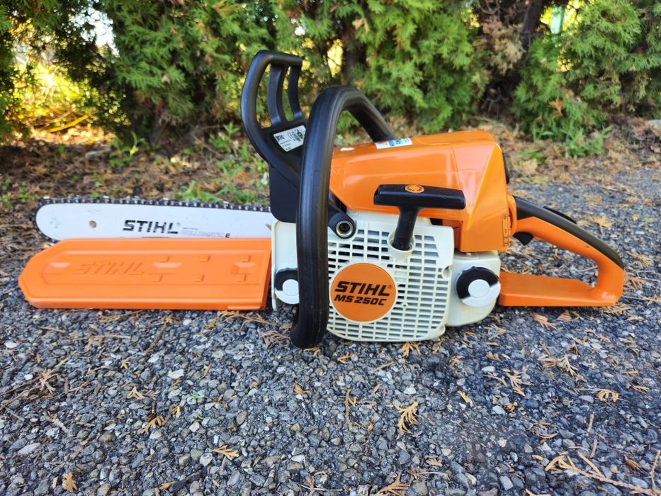 Drujbă Stihl Ms 250C ca nouă import Germania