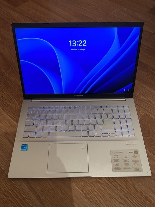 Продам ноутбук Asus Vivobook