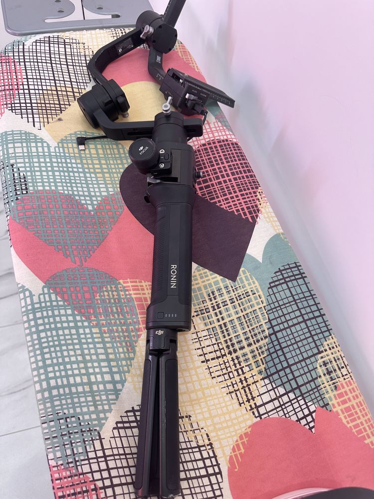 Продавам комплект Камера 4К NIKON
