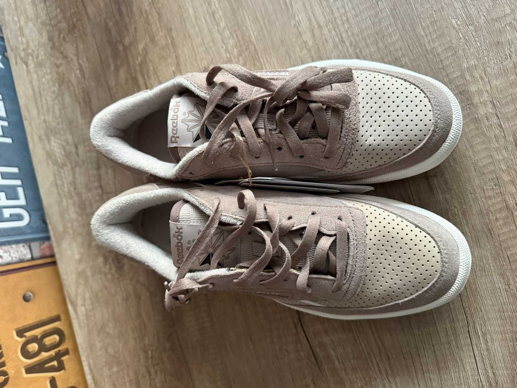 Чисто нови маратонки Reebok C85 Vintage - размер 42,5