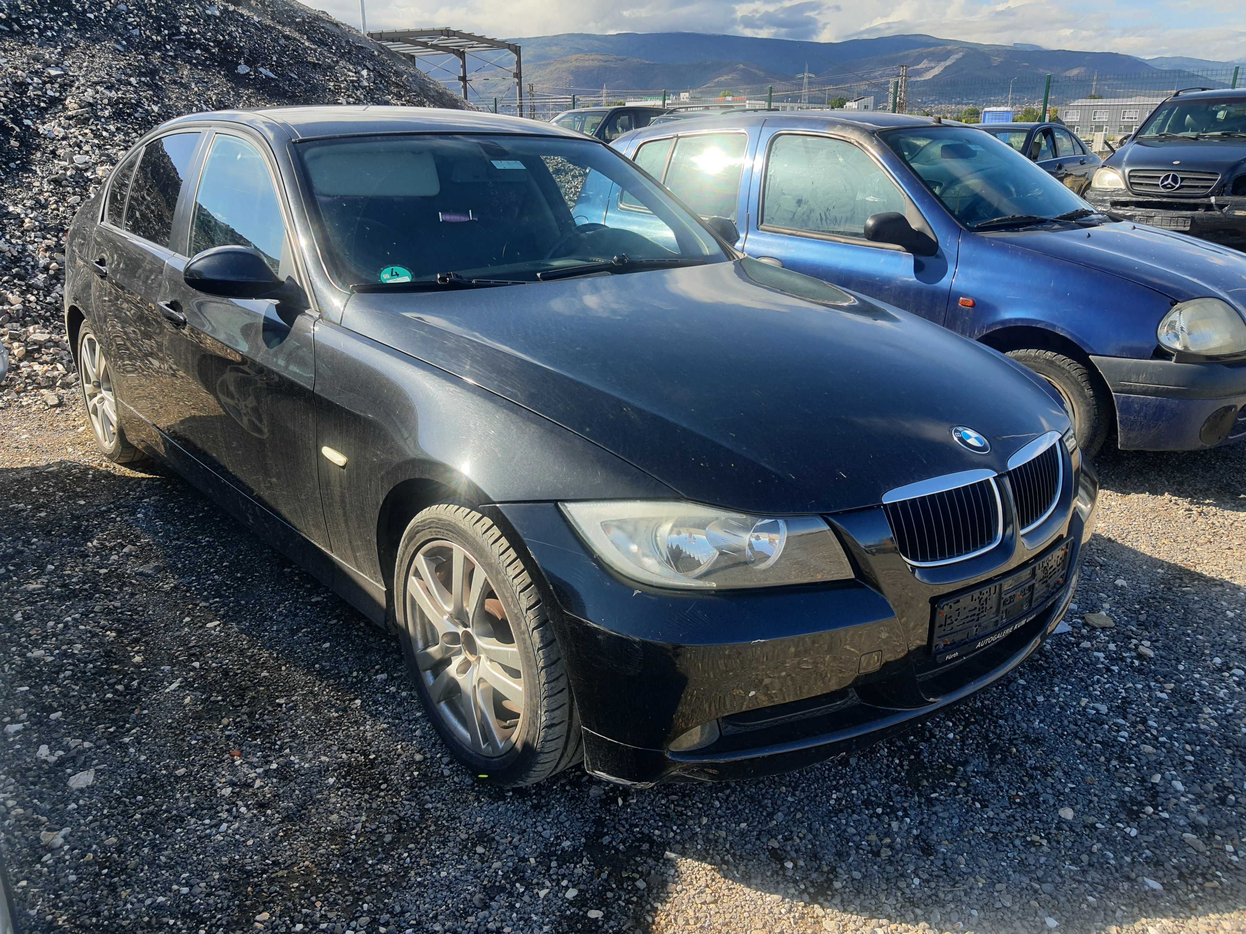 На части! BMW 320 i