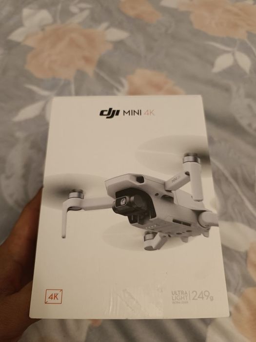 Vând drona DJI mini 2 4k noua