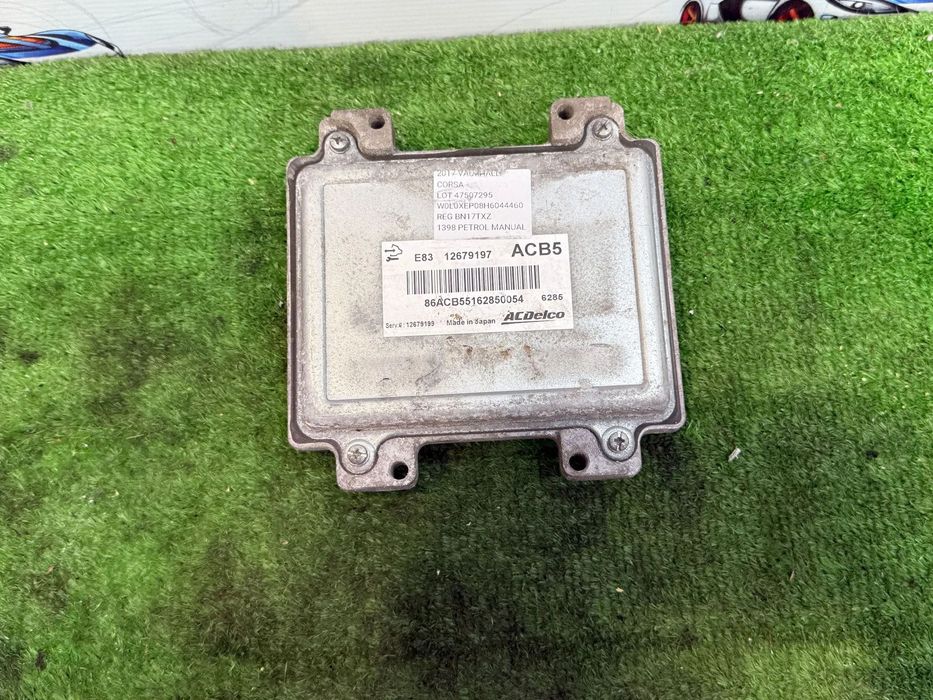 CALCULATOR MOTOR ECU OPEL CORSA E 1.4 BENZINA 2017 COD OEM 12679197 2014-2019