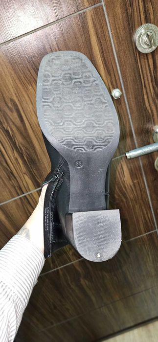 Боти с дебел ток