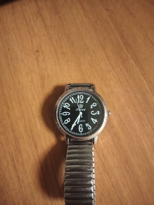 Наручные мужские часы