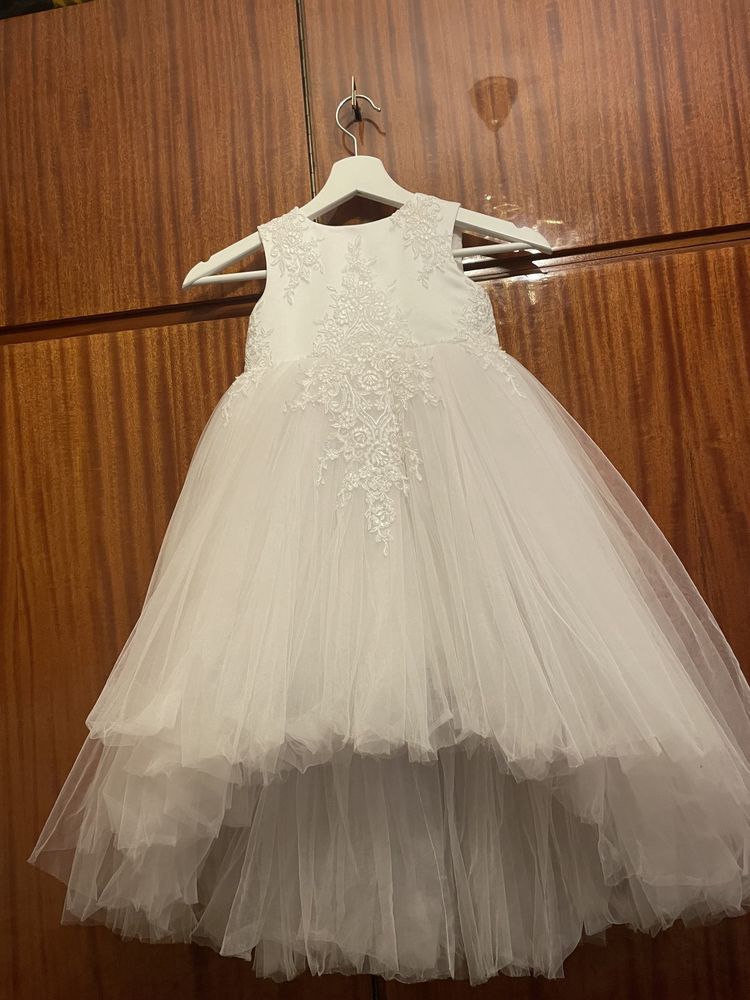 Rochie de ocazie si capa de la Petite Coco