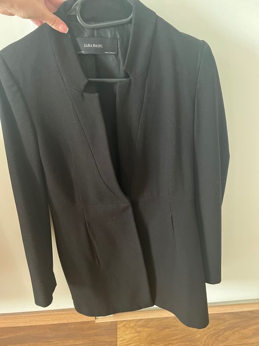 Официално черно дълго сако ZARA