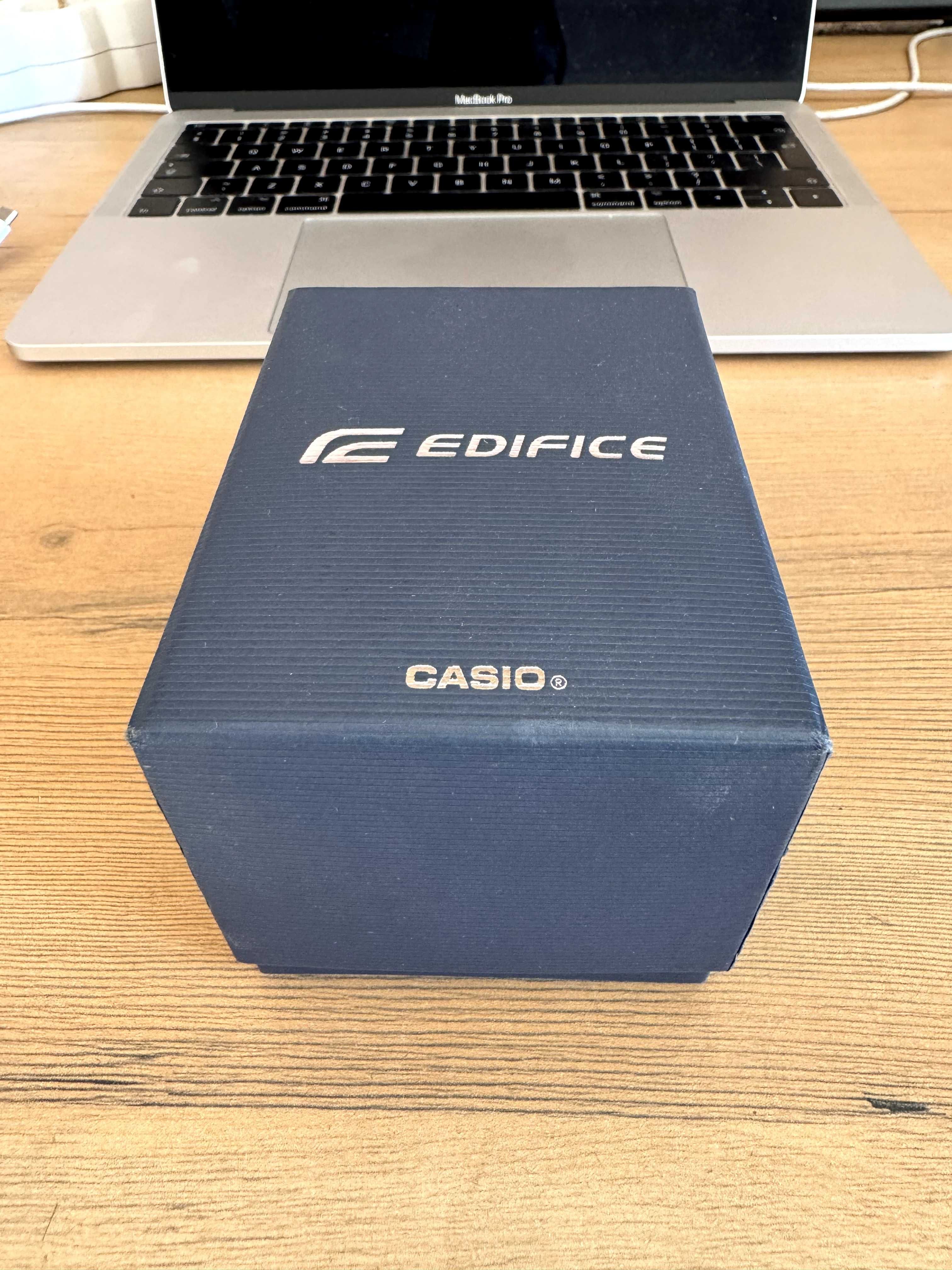 Мъжки часовник Casio Edifice Gold/Silver/White