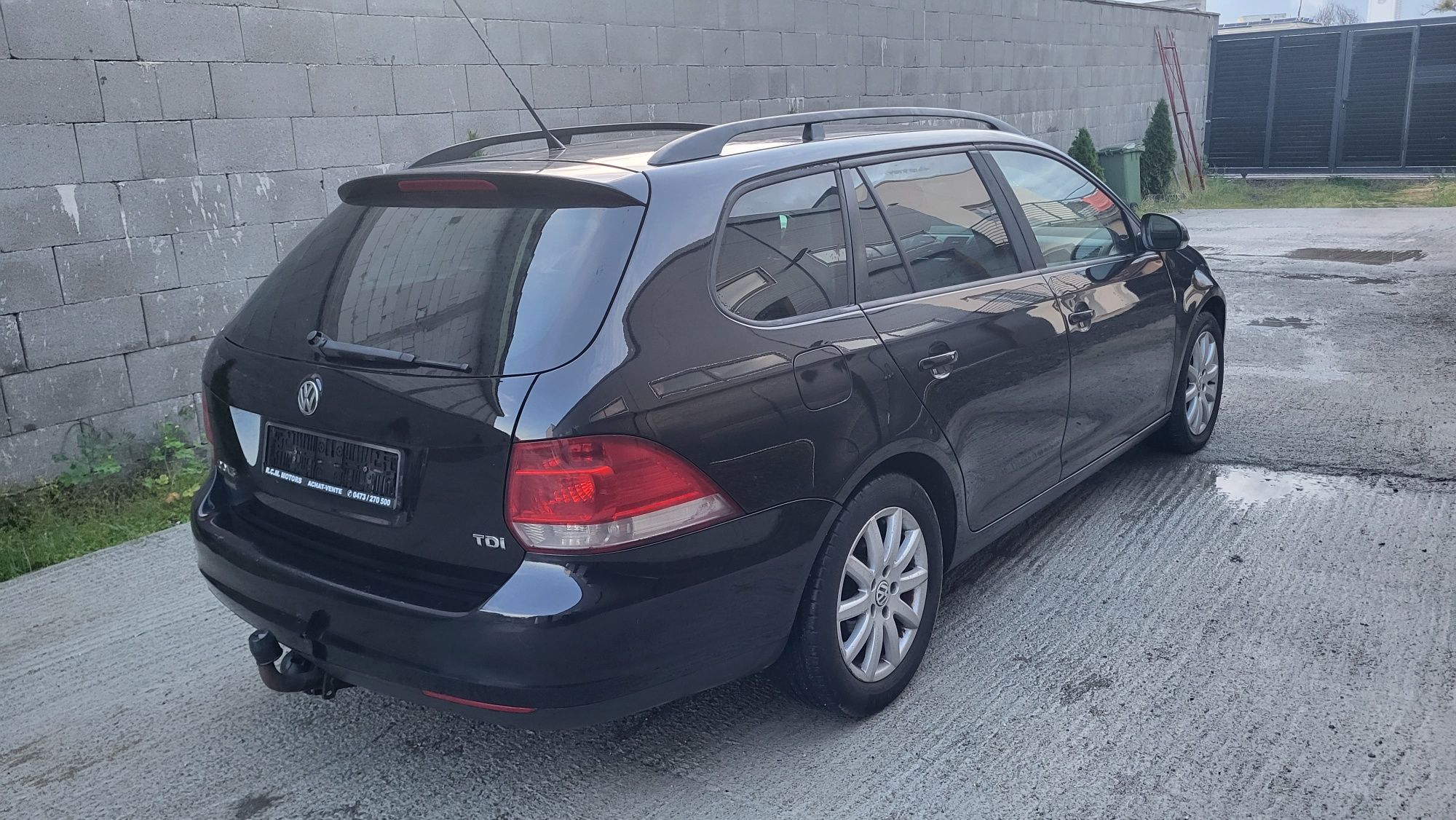Volkswagen Golf 5 din 2008 1.9 tdi  cu climatic