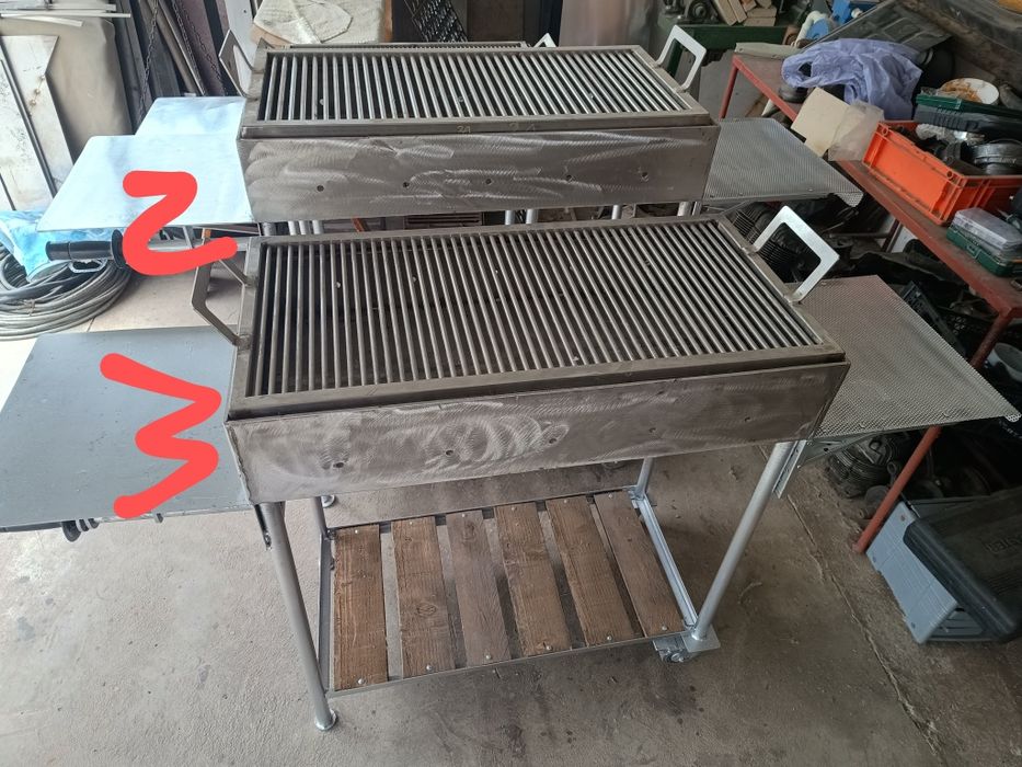 Vând grătare inox