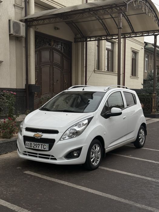 Спарк Spark Avtomat full 2022 yil Oq rang kraska toza