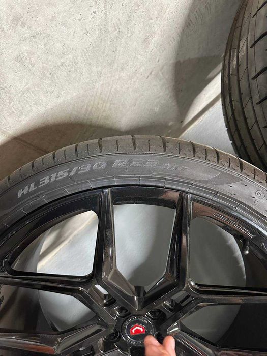 Vossen 23 ковани джанти EVO 4 Gloss Black