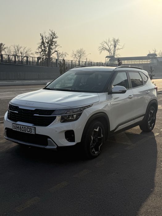 Срочно Kia seltos 2023