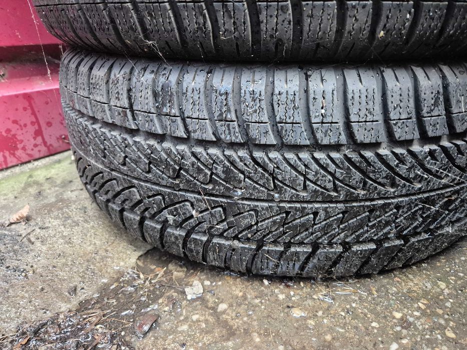 4 Anvelope de IARNA - 225/50/17 - GoodYear Aproape NOI DOT 2020 !