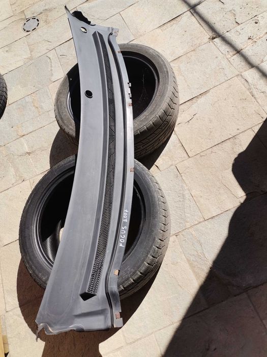 Кора под чистачките за Форд Фокус/Ford Focus 2005--2007г