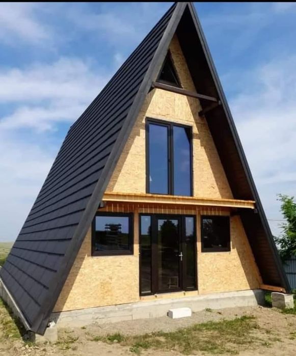 Vând cabane din lemn