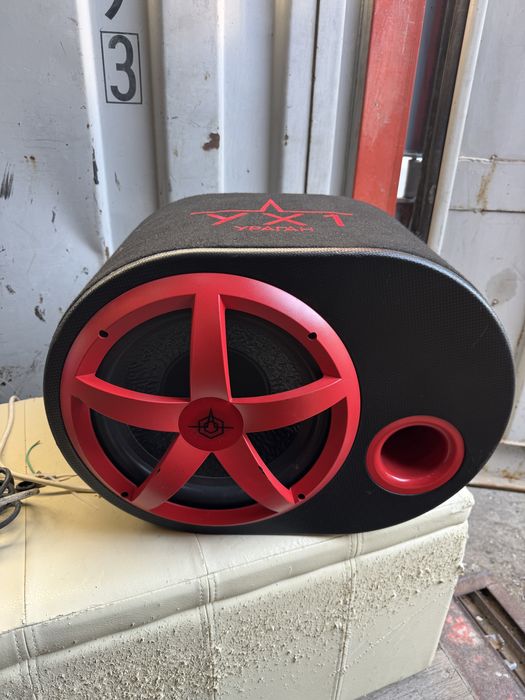 Сабвуфер активный