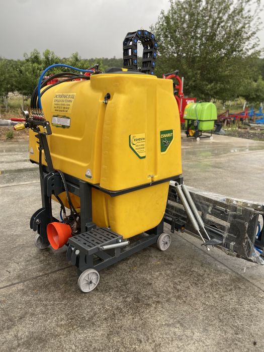 Пръскачка 1000л 16м с лифт от вносител