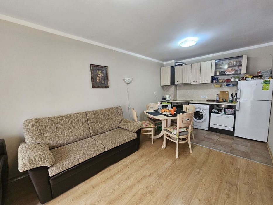 Ексклузивен имот! 2-стаен апартамент на метри от морето! Готови докум