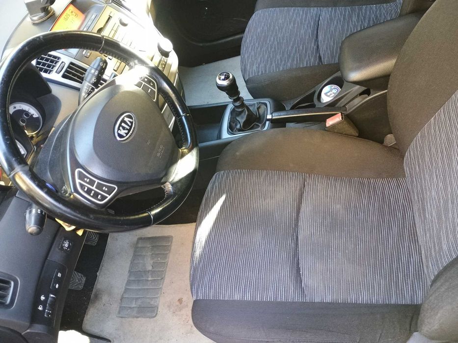 Продавам KIA CEED 1.6, реален пробег 171 500км, газова уредба