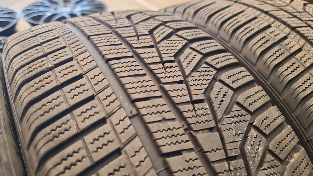 225 40 18 Hankook 2020 4 anvelope iarna