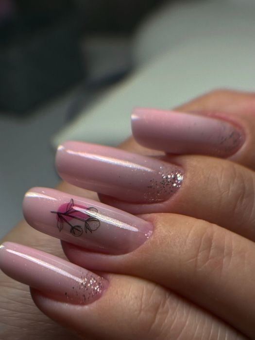 Unghii cu gel / manichiura/gene fir cu fir