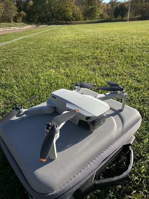 Dron dji mini 4k