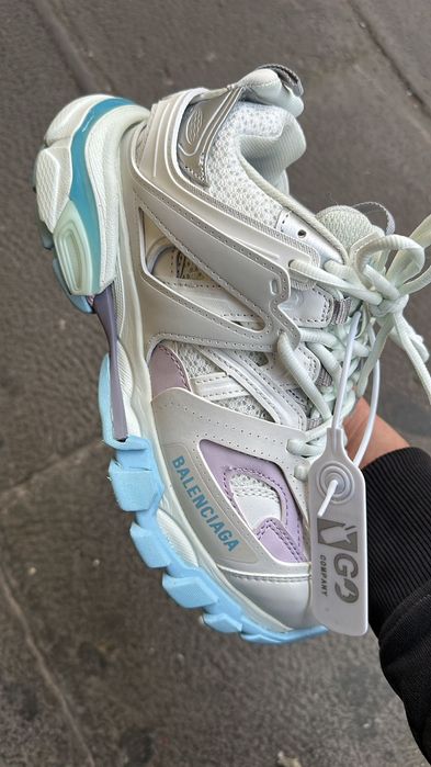 Баленсиага!Дамски маратонки