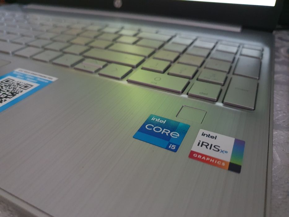 HP Laptop 15-dy2093dx Noutbuk