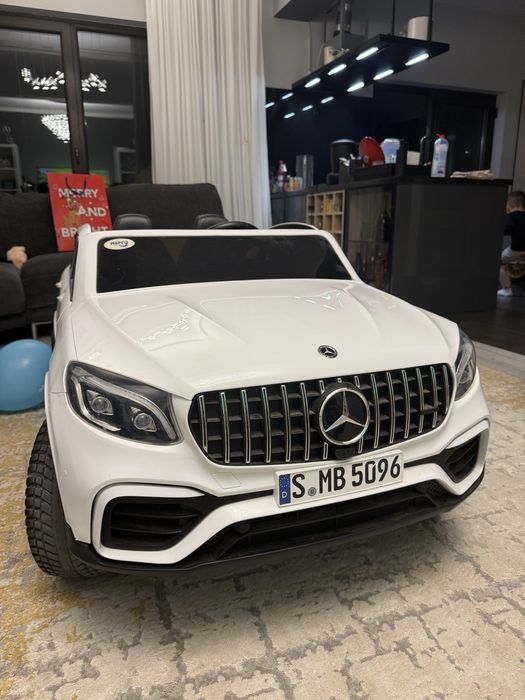 Masina electrica cu telecomanda GLE Coupe 2 locuri