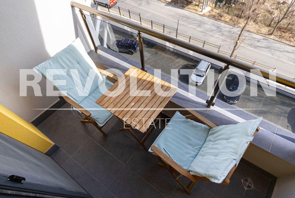 Дава се под наем Двустаен апартамент в Варна, Център - 73 кв.м за 800 € - Снимка #8