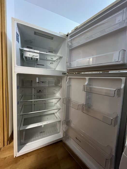 Frigider cu doua usi LG, 410 l, Clasa A++, No Frost