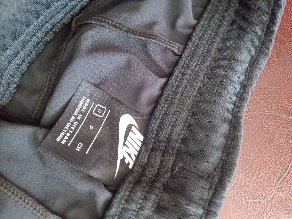 Панталон  Nike размер М ,S