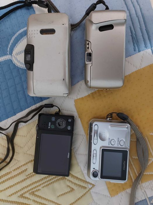 Продавам комплект фотоапарати