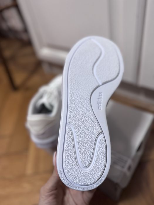 Маратонки Adidas