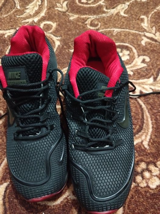 Adidași Nike universali