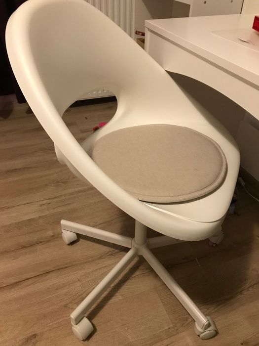 Vând birou SMAGORA IKEA,