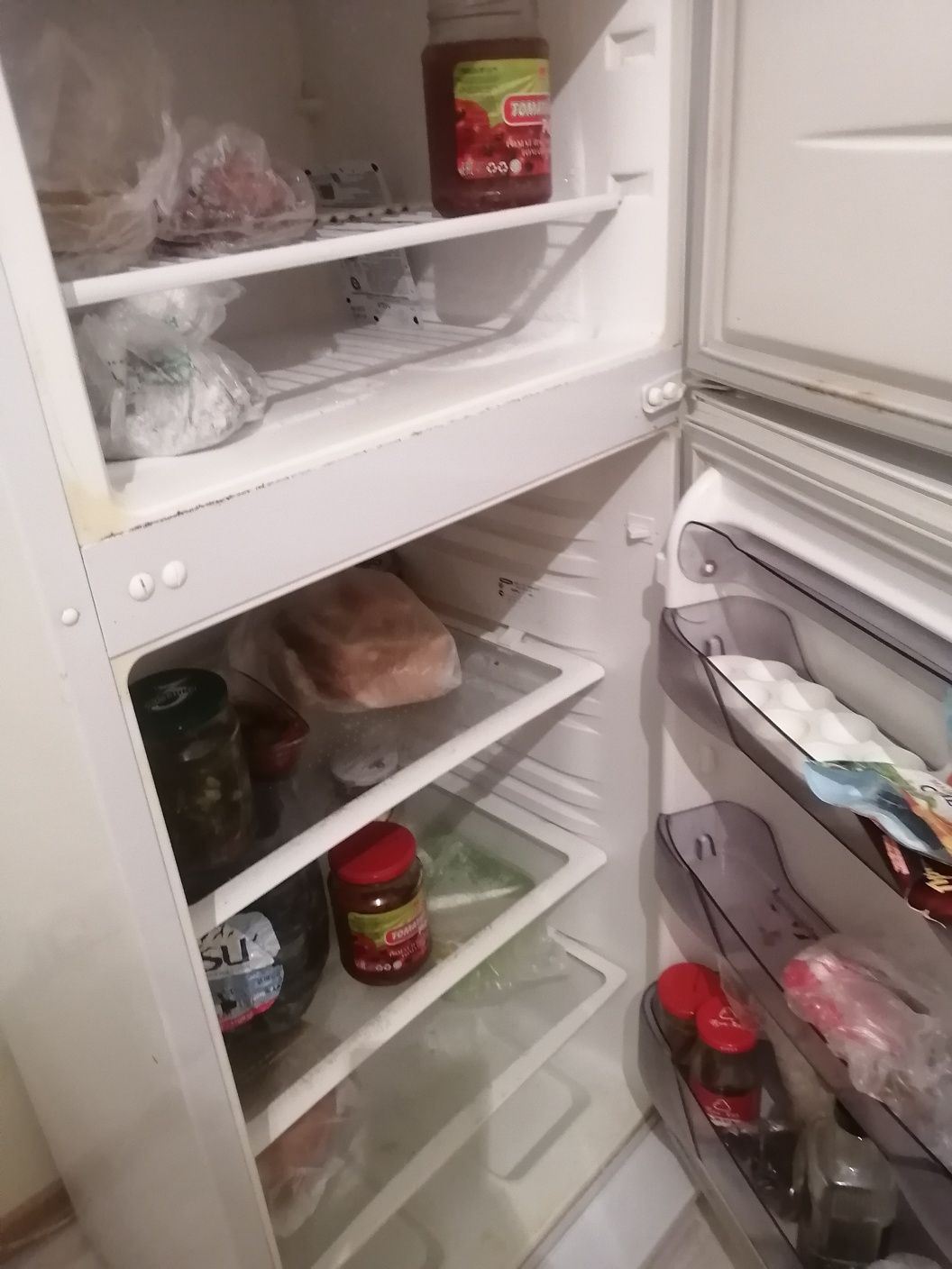 Продам холодильник в рабочем состояние