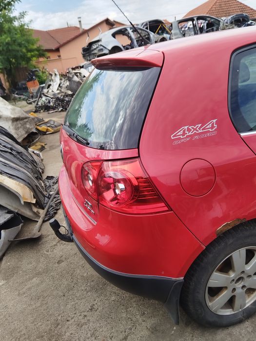 Bara spate Vw Golf 5 an 2003-2008