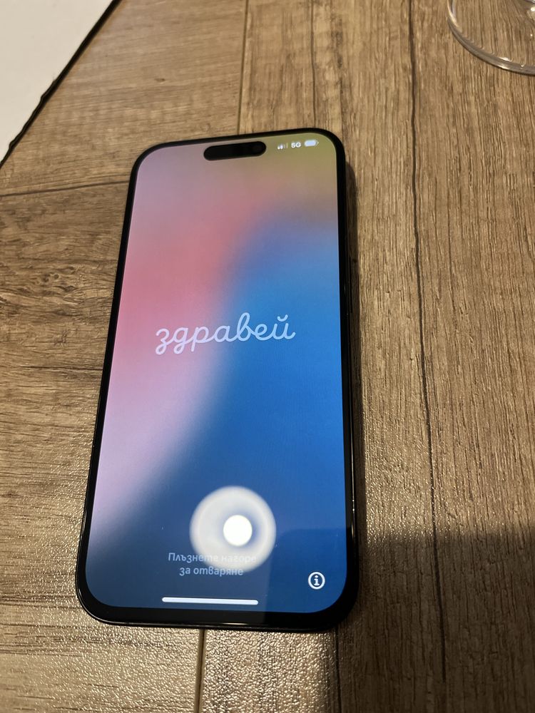 IPhone 15 Pro 256GB в отлично състояние