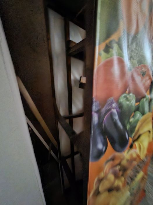 Дървен стелаж за зеленчуци