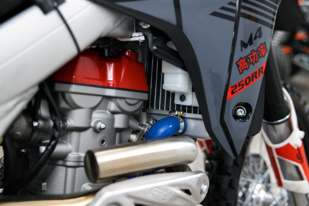 Мотоцикл BSE - M4