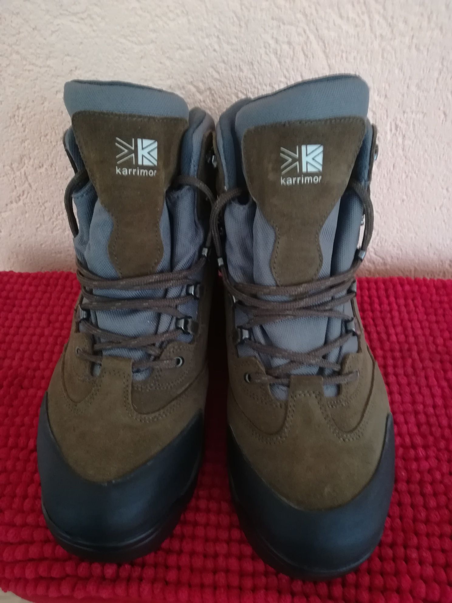 Bocanci piele Karrimor nr 44