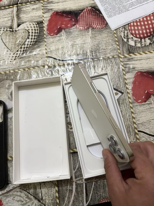 Iphone 16 Pro Max 256 GB White