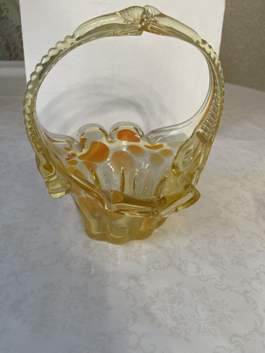 Конфетница   и вазочка .