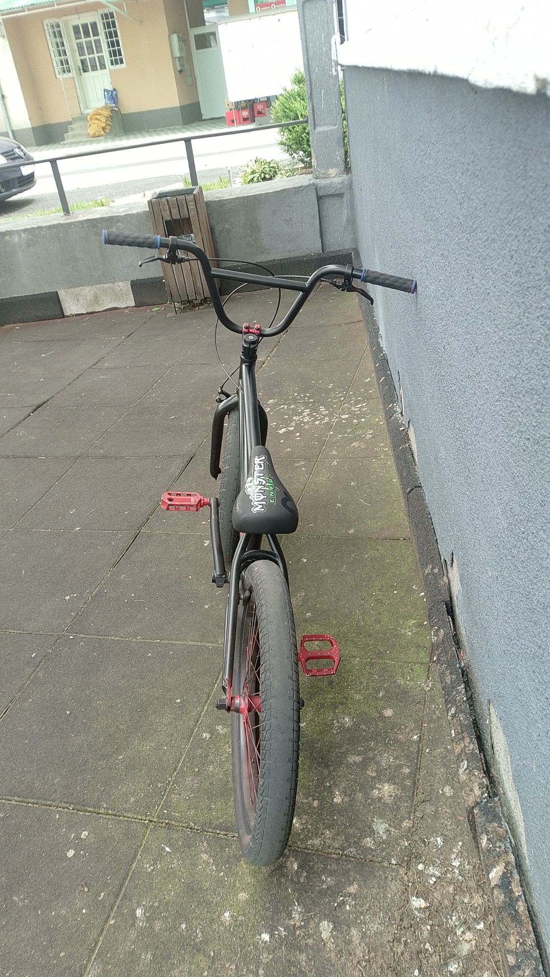 Bicicleta BMX nu are nici o problema