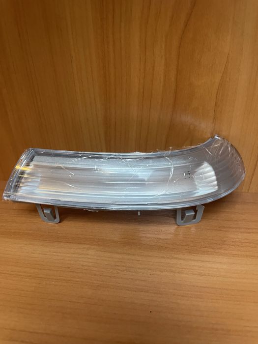 Мигач в огледала LED VW голф 5,6,Шаран, Пасат 65.5 66 Шкода